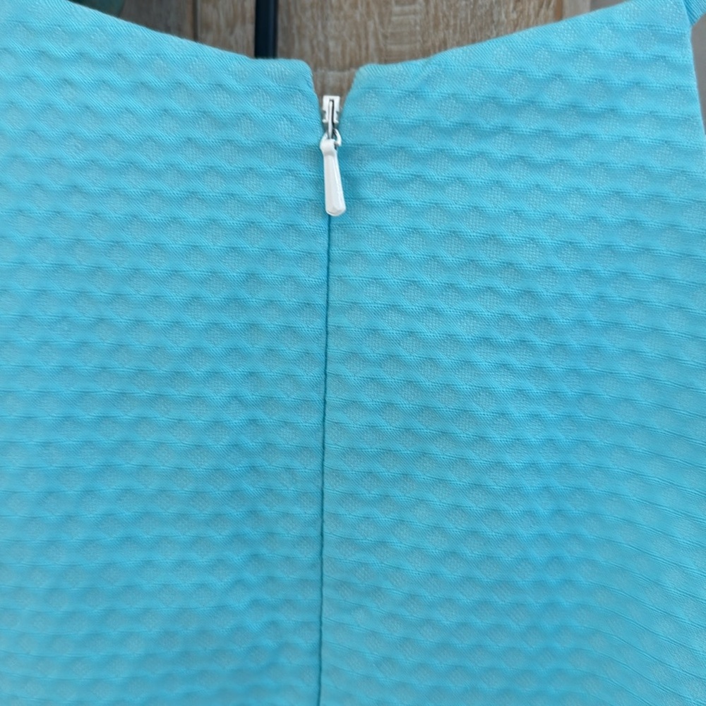 Lilly Pulitzer Bailey Silk Elegant Blue Sleeveless Top with Lace Detail size 2 - Picture 5 of 8